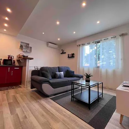 Le Red Light : 4 Prs, Clim, 300m Des Plages Apartment Antibes
