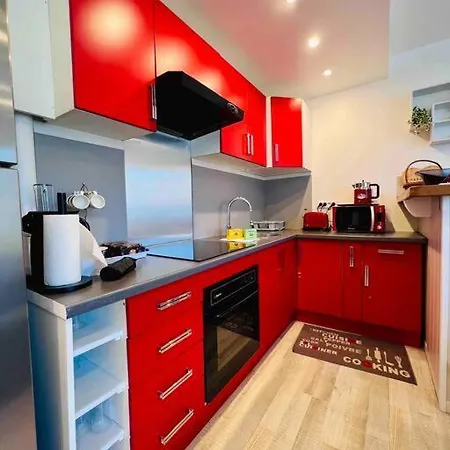 Le Red Light : 4 Prs, Clim, 300m Des Plages Apartment